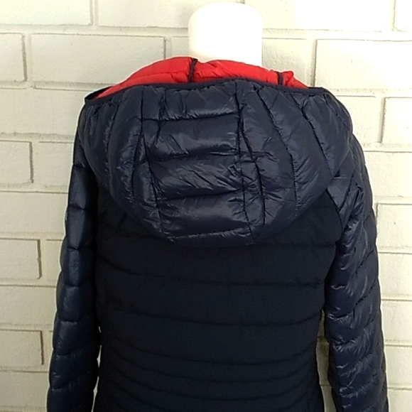 Tommy Hilfiger Hooded Packable Navy Puffer Coat. Size Medium  NWT - Picture 9 of 16